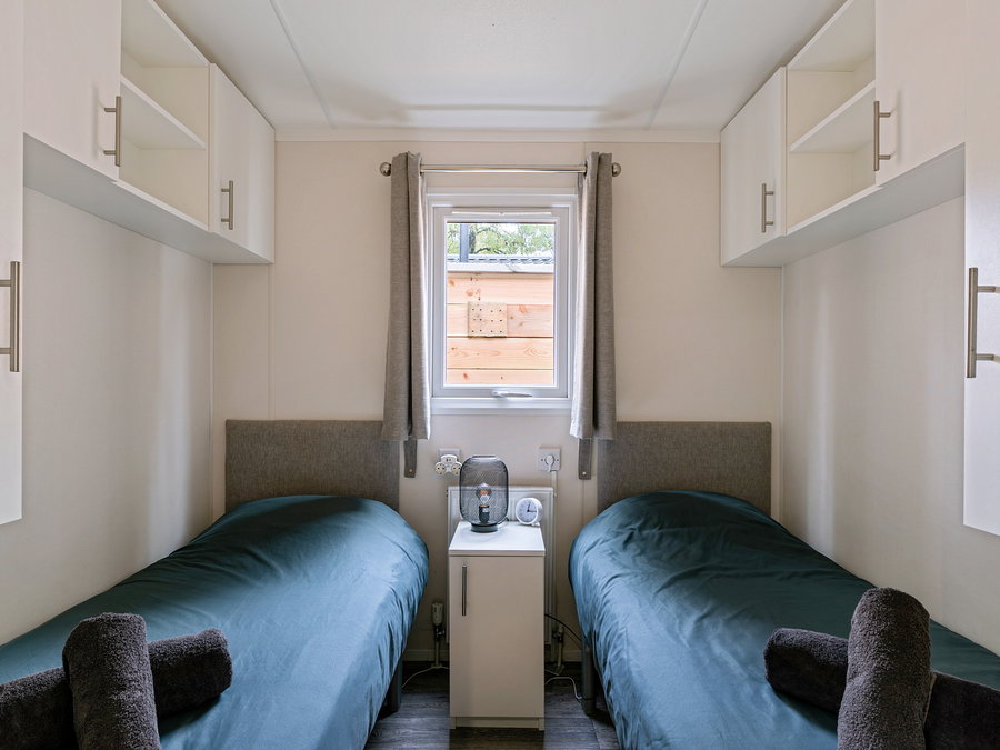 Slaapkamer met twee eenpersoonsbedden - Slaapkamer 2