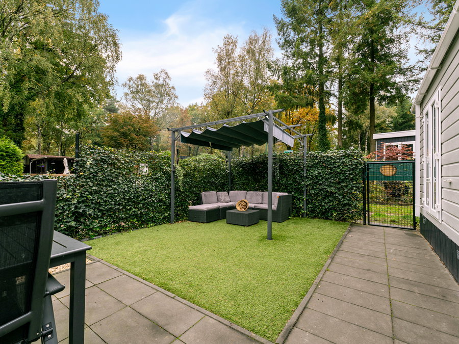 Volledig omheinde privétuin - Tuin