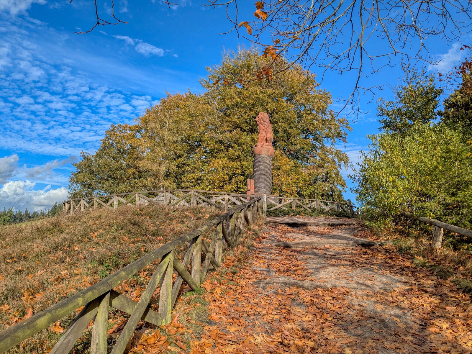 Herfst - wandelen en binnen koffie drinken