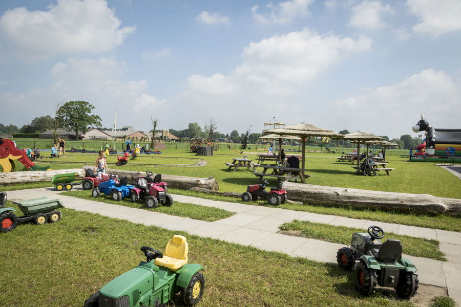 Corn maze in Voorthuizen with playground