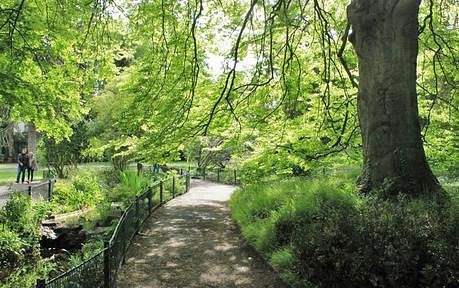 Caen Botanical Garden - 40 km