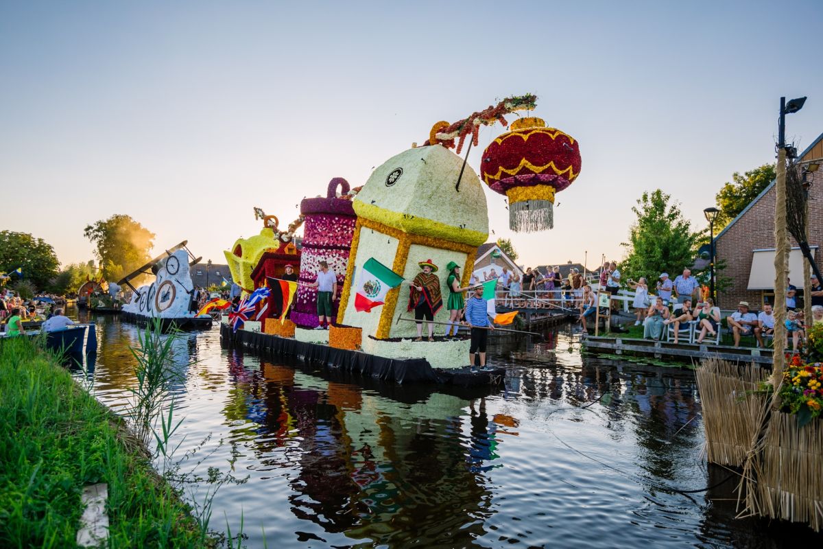 Gondelvaart Belt-Schutsloot: Een Magisch Sprookje op het Water