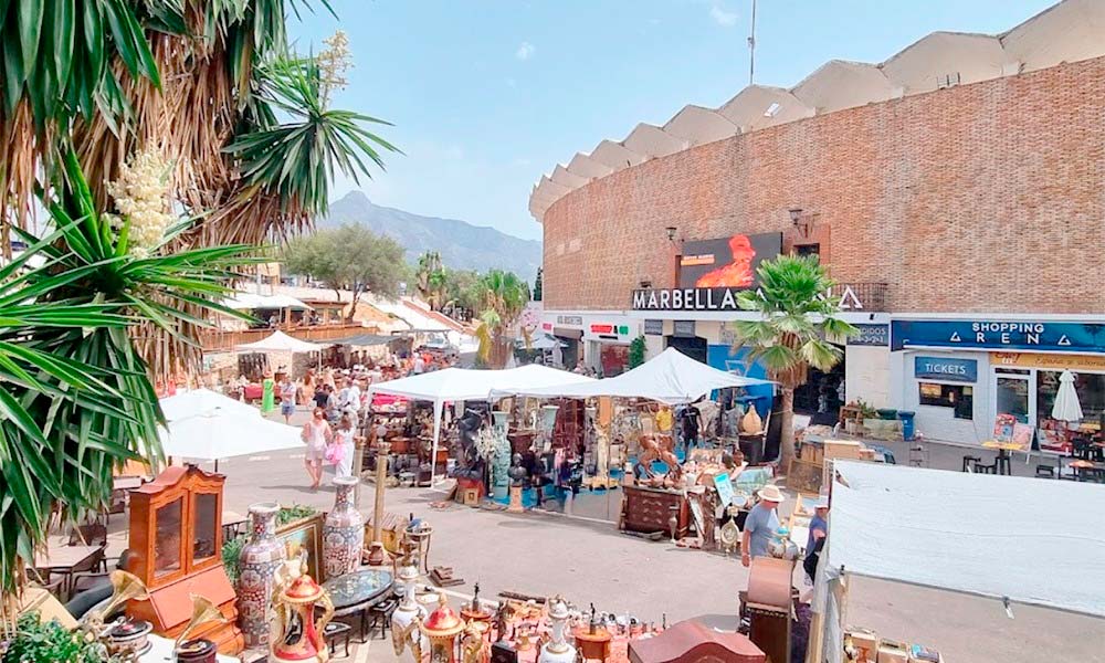 Mercadillo de Puerto Banús