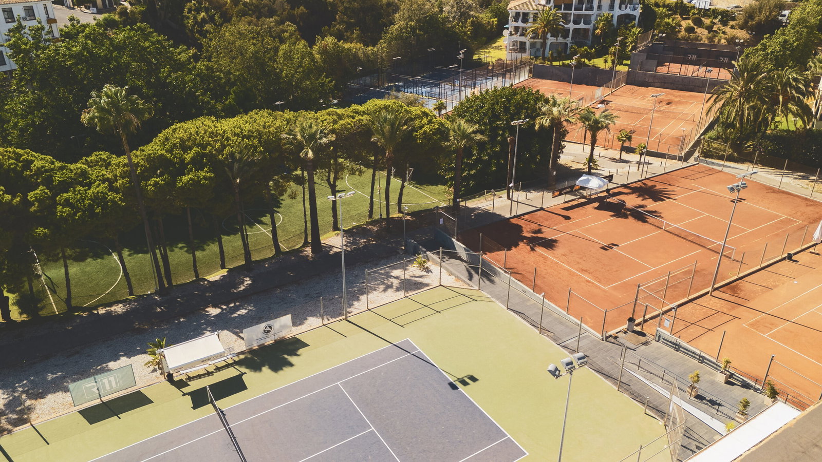 Riviera 11 Sport Club